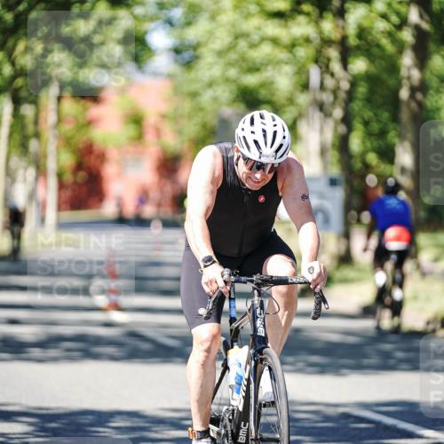 09.08.2026 - GEWOBA Citytriathlon Bremen Michael Burmester http://msf.ph/oto/9950041 09.08.2026 13:02:07 Radfahren 546, 610, 629, 731, 813, 887, 889, 890, 957, 1125 meine-sportfotos.de