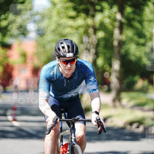 09.08.2026 - GEWOBA Citytriathlon Bremen Michael Burmester http://msf.ph/oto/9950047 09.08.2026 13:02:23 Radfahren 632, 676, 723, 791, 890, 966, 1011 meine-sportfotos.de