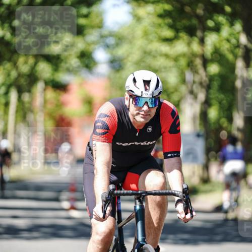 09.08.2026 - GEWOBA Citytriathlon Bremen Michael Burmester http://msf.ph/oto/9950113 09.08.2026 13:03:14 Radfahren 768, 779, 898, 985, 1102 meine-sportfotos.de