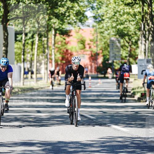 09.08.2026 - GEWOBA Citytriathlon Bremen Michael Burmester http://msf.ph/oto/9950137 09.08.2026 13:03:38 Radfahren 575, 591, 616, 721, 735, 793, 835, 885, 945, 1106, 1122, 1157 meine-sportfotos.de