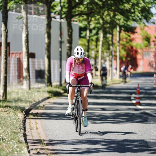 09.08.2026 - GEWOBA Citytriathlon Bremen Michael Burmester http://msf.ph/oto/9950147 09.08.2026 13:03:49 Radfahren 575, 646, 698, 721, 769, 793, 828, 835, 842, 891, 974, 1122, 1157 meine-sportfotos.de