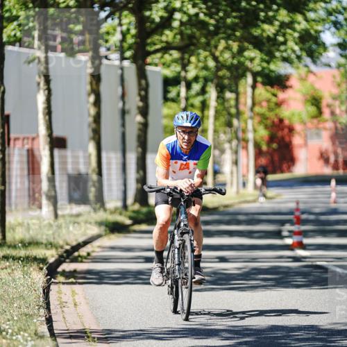 09.08.2026 - GEWOBA Citytriathlon Bremen Michael Burmester http://msf.ph/oto/9950233 09.08.2026 13:05:22 Radfahren 583, 818, 830, 1139 meine-sportfotos.de