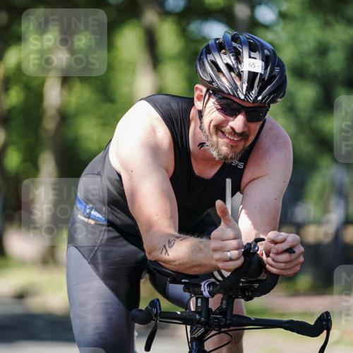 09.08.2026 - GEWOBA Citytriathlon Bremen Michael Burmester http://msf.ph/oto/9950277 09.08.2026 13:06:18 Radfahren 540, 547, 619, 645, 647, 677, 683, 765, 927 meine-sportfotos.de