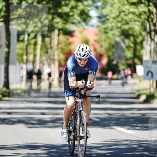 09.08.2026 - GEWOBA Citytriathlon Bremen Michael Burmester http://msf.ph/oto/9950291 09.08.2026 13:06:34 Radfahren 544, 554, 624, 644, 647, 677, 683, 685, 811, 824, 882, 927, 987 meine-sportfotos.de