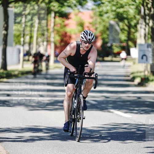 09.08.2026 - GEWOBA Citytriathlon Bremen Michael Burmester http://msf.ph/oto/9950318 09.08.2026 13:07:03 Radfahren 563, 592, 680, 719, 784, 924, 983, 1008, 1155 meine-sportfotos.de