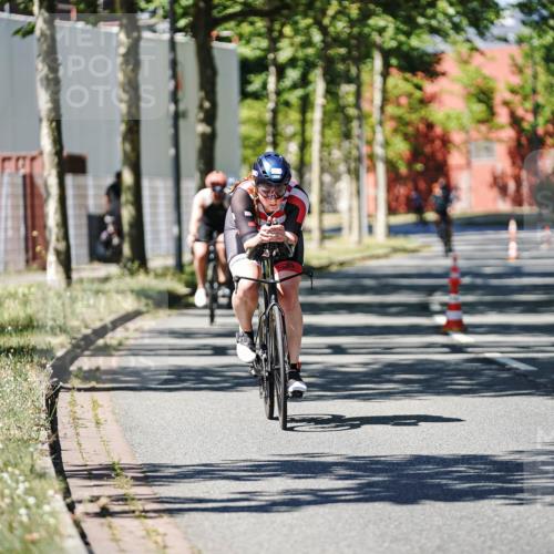 09.08.2026 - GEWOBA Citytriathlon Bremen Michael Burmester http://msf.ph/oto/9950339 09.08.2026 13:07:49 Radfahren 590, 648, 875, 932 meine-sportfotos.de