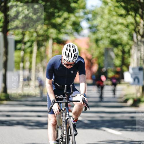 09.08.2026 - GEWOBA Citytriathlon Bremen Michael Burmester http://msf.ph/oto/9950494 09.08.2026 13:11:05 Radfahren 555, 596, 600, 615, 679, 749, 750, 794, 884, 964, 993 meine-sportfotos.de