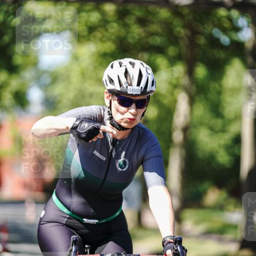 09.08.2026 - GEWOBA Citytriathlon Bremen Michael Burmester http://msf.ph/oto/9950584 09.08.2026 13:12:30 Radfahren 552, 636, 638, 744, 745, 758, 816, 846, 861, 864, 895, 909, 911, 935, 981, 1015, 1019, 1111 meine-sportfotos.de