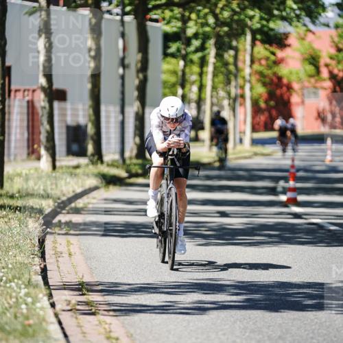 09.08.2026 - GEWOBA Citytriathlon Bremen Michael Burmester http://msf.ph/oto/9950590 09.08.2026 13:12:44 Radfahren 804, 960, 1111, 1142 meine-sportfotos.de