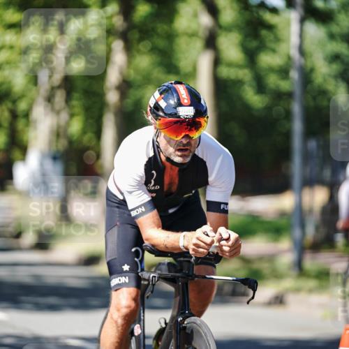 09.08.2026 - GEWOBA Citytriathlon Bremen Michael Burmester http://msf.ph/oto/9950638 09.08.2026 13:14:03 Radfahren 840, 897, 938, 970, 1012 meine-sportfotos.de