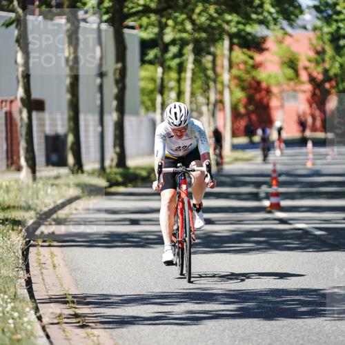 09.08.2026 - GEWOBA Citytriathlon Bremen Michael Burmester http://msf.ph/oto/9950665 09.08.2026 13:15:00 Radfahren 565, 574, 653, 948, 1017 meine-sportfotos.de