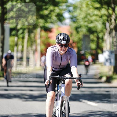 09.08.2026 - GEWOBA Citytriathlon Bremen Michael Burmester http://msf.ph/oto/9950690 09.08.2026 13:15:28 Radfahren 673, 727, 834, 844, 918, 1113 meine-sportfotos.de