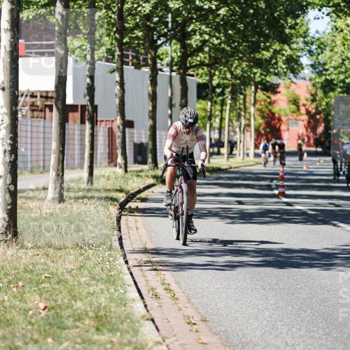 09.08.2026 - GEWOBA Citytriathlon Bremen Michael Burmester http://msf.ph/oto/9950805 09.08.2026 13:18:58 Radfahren 626, 797, 870, 1104, 1115, 1123, 1159 meine-sportfotos.de