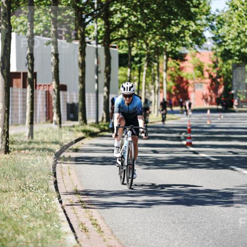 09.08.2026 - GEWOBA Citytriathlon Bremen Michael Burmester http://msf.ph/oto/9950813 09.08.2026 13:19:30 Radfahren 693, 813, 944 meine-sportfotos.de
