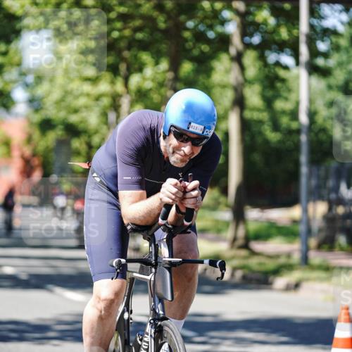09.08.2026 - GEWOBA Citytriathlon Bremen Michael Burmester http://msf.ph/oto/9950821 09.08.2026 13:19:33 Radfahren 693, 785, 813, 944, 1107 meine-sportfotos.de