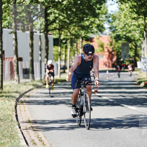 09.08.2026 - GEWOBA Citytriathlon Bremen Michael Burmester http://msf.ph/oto/9950828 09.08.2026 13:19:40 Radfahren 693, 785, 813, 944, 1014, 1107 meine-sportfotos.de