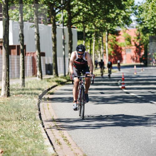 09.08.2026 - GEWOBA Citytriathlon Bremen Michael Burmester http://msf.ph/oto/9950836 09.08.2026 13:19:56 Radfahren 656, 817, 923, 940, 1014 meine-sportfotos.de