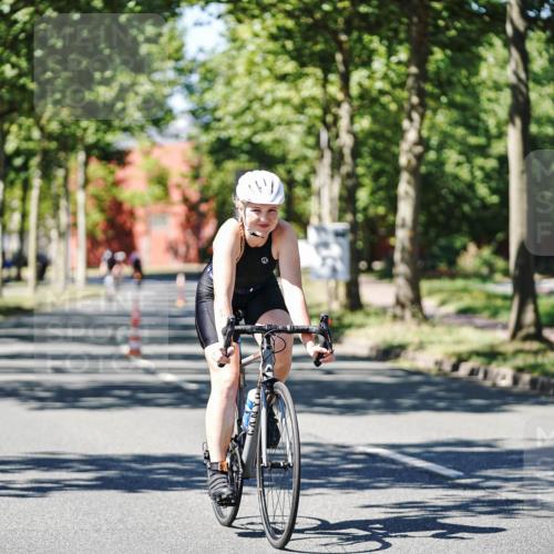 09.08.2026 - GEWOBA Citytriathlon Bremen Michael Burmester http://msf.ph/oto/9950846 09.08.2026 13:20:06 Radfahren 656, 817, 859, 923, 940 meine-sportfotos.de