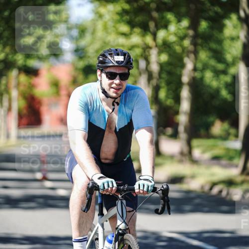 09.08.2026 - GEWOBA Citytriathlon Bremen Michael Burmester http://msf.ph/oto/9950875 09.08.2026 13:20:51 Radfahren 672, 957, 1125 meine-sportfotos.de