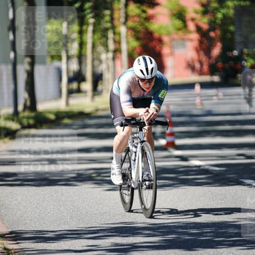09.08.2026 - GEWOBA Citytriathlon Bremen Michael Burmester http://msf.ph/oto/9950887 09.08.2026 13:21:38 Radfahren 583 meine-sportfotos.de