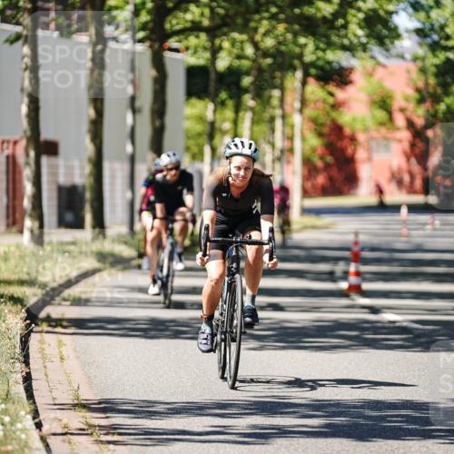 09.08.2026 - GEWOBA Citytriathlon Bremen Michael Burmester http://msf.ph/oto/9950936 09.08.2026 13:23:58 Radfahren 853, 881, 891, 898, 945, 974 meine-sportfotos.de