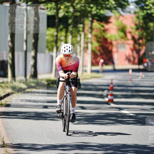 09.08.2026 - GEWOBA Citytriathlon Bremen Michael Burmester http://msf.ph/oto/9950983 09.08.2026 13:29:24 Radfahren 947 meine-sportfotos.de
