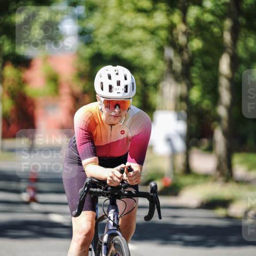 09.08.2026 - GEWOBA Citytriathlon Bremen Michael Burmester http://msf.ph/oto/9950984 09.08.2026 13:29:25 Radfahren 947 meine-sportfotos.de