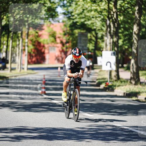 09.08.2026 - GEWOBA Citytriathlon Bremen Michael Burmester http://msf.ph/oto/9951017 09.08.2026 13:31:29 Radfahren 899, 1012 meine-sportfotos.de