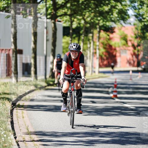 09.08.2026 - GEWOBA Citytriathlon Bremen Michael Burmester http://msf.ph/oto/9951038 09.08.2026 13:32:36 Radfahren 794, 822, 867, 967 meine-sportfotos.de