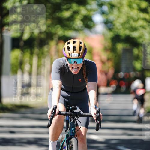 09.08.2026 - GEWOBA Citytriathlon Bremen Michael Burmester http://msf.ph/oto/9951059 09.08.2026 13:33:55 Radfahren 909 meine-sportfotos.de