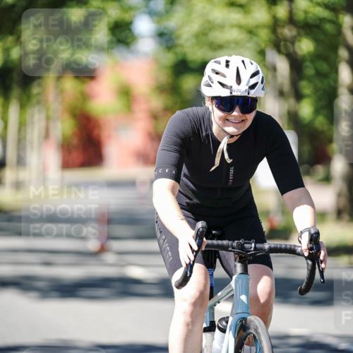 09.08.2026 - GEWOBA Citytriathlon Bremen Michael Burmester http://msf.ph/oto/9951069 09.08.2026 13:34:44 Radfahren 920, 921, 1019 meine-sportfotos.de