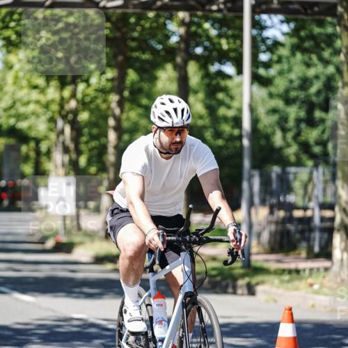 09.08.2026 - GEWOBA Citytriathlon Bremen Michael Burmester http://msf.ph/oto/9951074 09.08.2026 13:36:20 Radfahren 585 meine-sportfotos.de