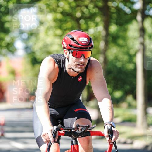 09.08.2026 - GEWOBA Citytriathlon Bremen Michael Burmester http://msf.ph/oto/9951114 09.08.2026 14:08:07 Radfahren 51, 184 meine-sportfotos.de