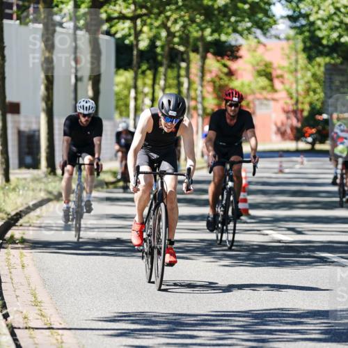 09.08.2026 - GEWOBA Citytriathlon Bremen Michael Burmester http://msf.ph/oto/9951141 09.08.2026 14:09:16 Radfahren 32, 140, 170, 181, 185, 187, 189 meine-sportfotos.de
