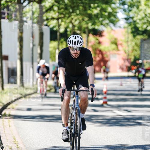 09.08.2026 - GEWOBA Citytriathlon Bremen Michael Burmester http://msf.ph/oto/9951143 09.08.2026 14:09:18 Radfahren 32, 78, 140, 141, 168, 170, 181, 185, 187, 189 meine-sportfotos.de