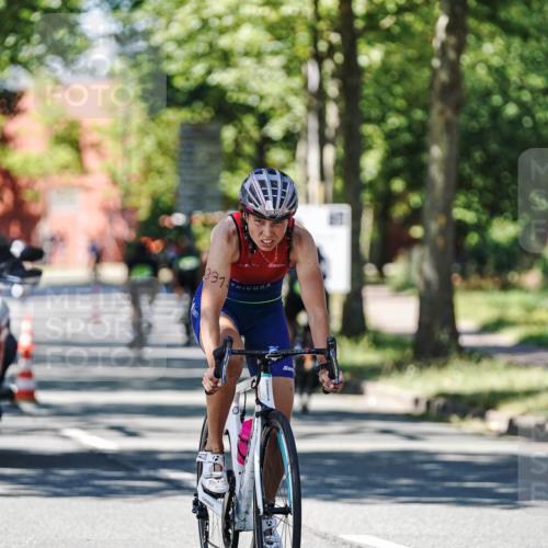 09.08.2026 - GEWOBA Citytriathlon Bremen Michael Burmester http://msf.ph/oto/9951195 09.08.2026 14:10:56 Radfahren 50, 67, 72, 137, 331 meine-sportfotos.de