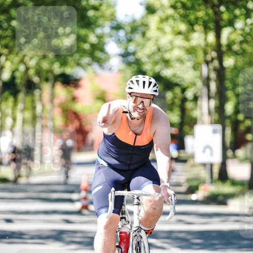 09.08.2026 - GEWOBA Citytriathlon Bremen Michael Burmester http://msf.ph/oto/9951228 09.08.2026 14:11:31 Radfahren 13, 26, 76, 84, 85, 92, 111, 114, 117, 118, 124, 125, 128, 129, 143, 155 meine-sportfotos.de