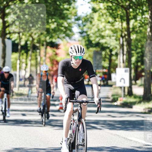 09.08.2026 - GEWOBA Citytriathlon Bremen Michael Burmester http://msf.ph/oto/9951301 09.08.2026 14:13:29 Radfahren 17, 36, 52, 74, 86, 158, 200, 254, 346, 353 meine-sportfotos.de
