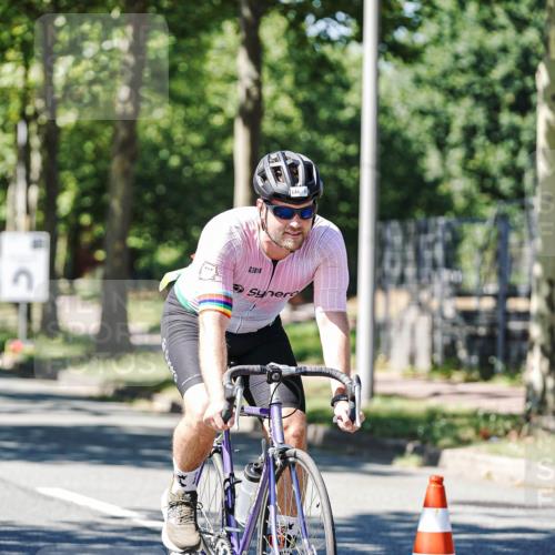 09.08.2026 - GEWOBA Citytriathlon Bremen Michael Burmester http://msf.ph/oto/9951334 09.08.2026 14:14:04 Radfahren 47, 57, 69, 130, 146, 186 meine-sportfotos.de