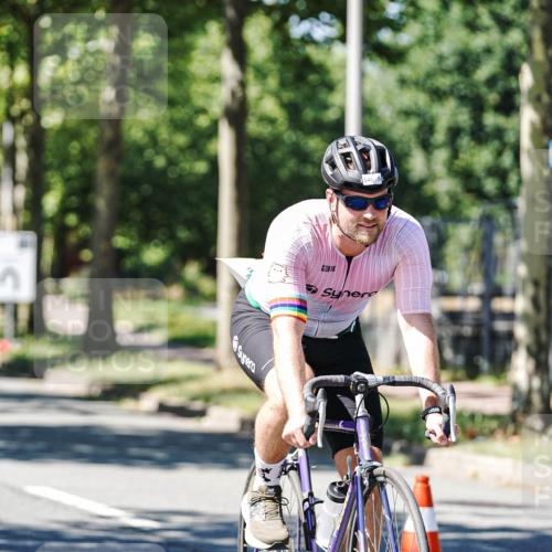 09.08.2026 - GEWOBA Citytriathlon Bremen Michael Burmester http://msf.ph/oto/9951335 09.08.2026 14:14:04 Radfahren 47, 57, 69, 130, 146, 186 meine-sportfotos.de