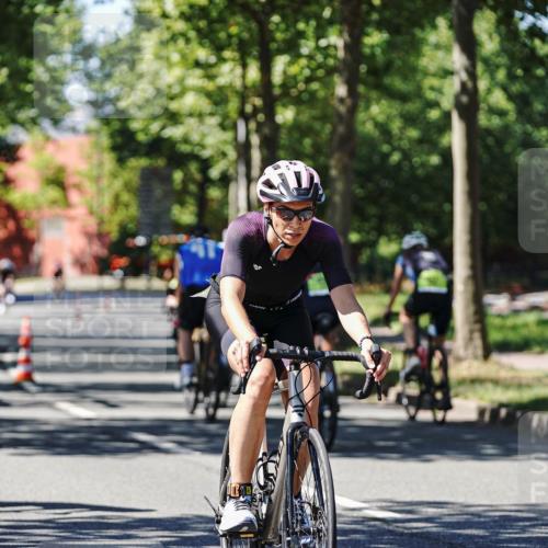 09.08.2026 - GEWOBA Citytriathlon Bremen Michael Burmester http://msf.ph/oto/9951388 09.08.2026 14:15:40 Radfahren 7, 122, 218, 257, 260, 263, 285, 302, 349, 354, 433 meine-sportfotos.de