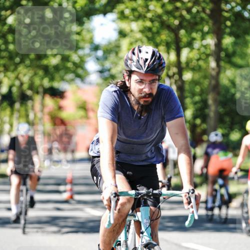 09.08.2026 - GEWOBA Citytriathlon Bremen Michael Burmester http://msf.ph/oto/9951391 09.08.2026 14:15:41 Radfahren 7, 122, 218, 257, 260, 263, 285, 302, 349, 354 meine-sportfotos.de