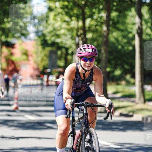 09.08.2026 - GEWOBA Citytriathlon Bremen Michael Burmester http://msf.ph/oto/9951400 09.08.2026 14:15:51 Radfahren 14, 37, 43, 89, 133, 163, 218, 257, 263, 285, 291, 308 meine-sportfotos.de