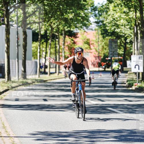 09.08.2026 - GEWOBA Citytriathlon Bremen Michael Burmester http://msf.ph/oto/9951434 09.08.2026 14:16:16 Radfahren 20, 39, 217, 220, 329, 345, 351 meine-sportfotos.de