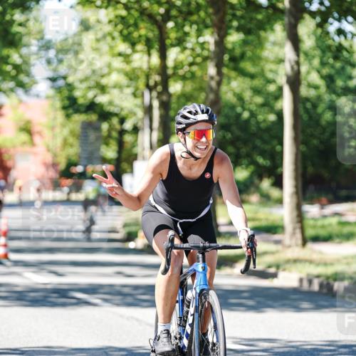 09.08.2026 - GEWOBA Citytriathlon Bremen Michael Burmester http://msf.ph/oto/9951438 09.08.2026 14:16:16 Radfahren 20, 39, 217, 220, 329, 345, 351 meine-sportfotos.de