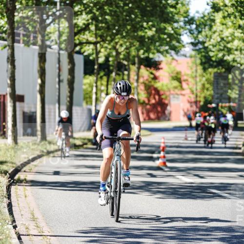 09.08.2026 - GEWOBA Citytriathlon Bremen Michael Burmester http://msf.ph/oto/9951470 09.08.2026 14:16:50 Radfahren 192, 236, 286, 334, 339 meine-sportfotos.de