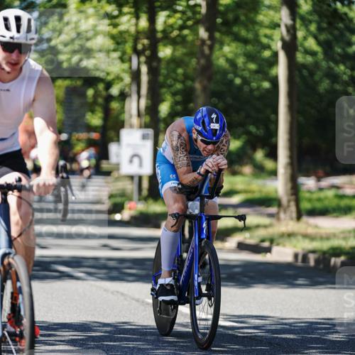 09.08.2026 - GEWOBA Citytriathlon Bremen Michael Burmester http://msf.ph/oto/9951491 09.08.2026 14:17:18 Radfahren 42, 101, 211, 395, 396 meine-sportfotos.de