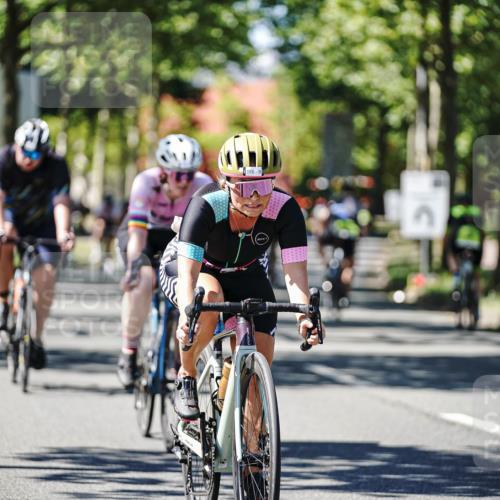 09.08.2026 - GEWOBA Citytriathlon Bremen Michael Burmester http://msf.ph/oto/9951503 09.08.2026 14:17:30 Radfahren 88, 106, 110, 193, 274, 309, 321, 337, 356 meine-sportfotos.de