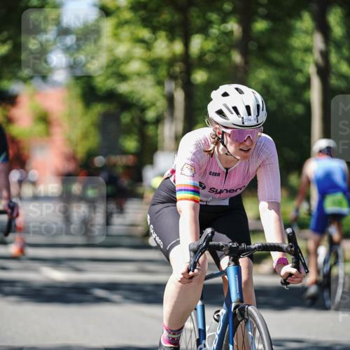 09.08.2026 - GEWOBA Citytriathlon Bremen Michael Burmester http://msf.ph/oto/9951505 09.08.2026 14:17:31 Radfahren 88, 106, 110, 193, 274, 309, 321, 337, 356 meine-sportfotos.de