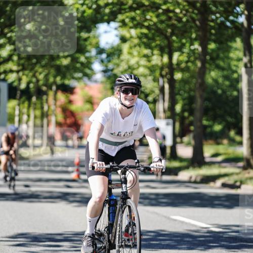 09.08.2026 - GEWOBA Citytriathlon Bremen Michael Burmester http://msf.ph/oto/9951672 09.08.2026 14:19:20 Radfahren 197, 204, 216, 253, 306, 335, 434, 487, 523 meine-sportfotos.de